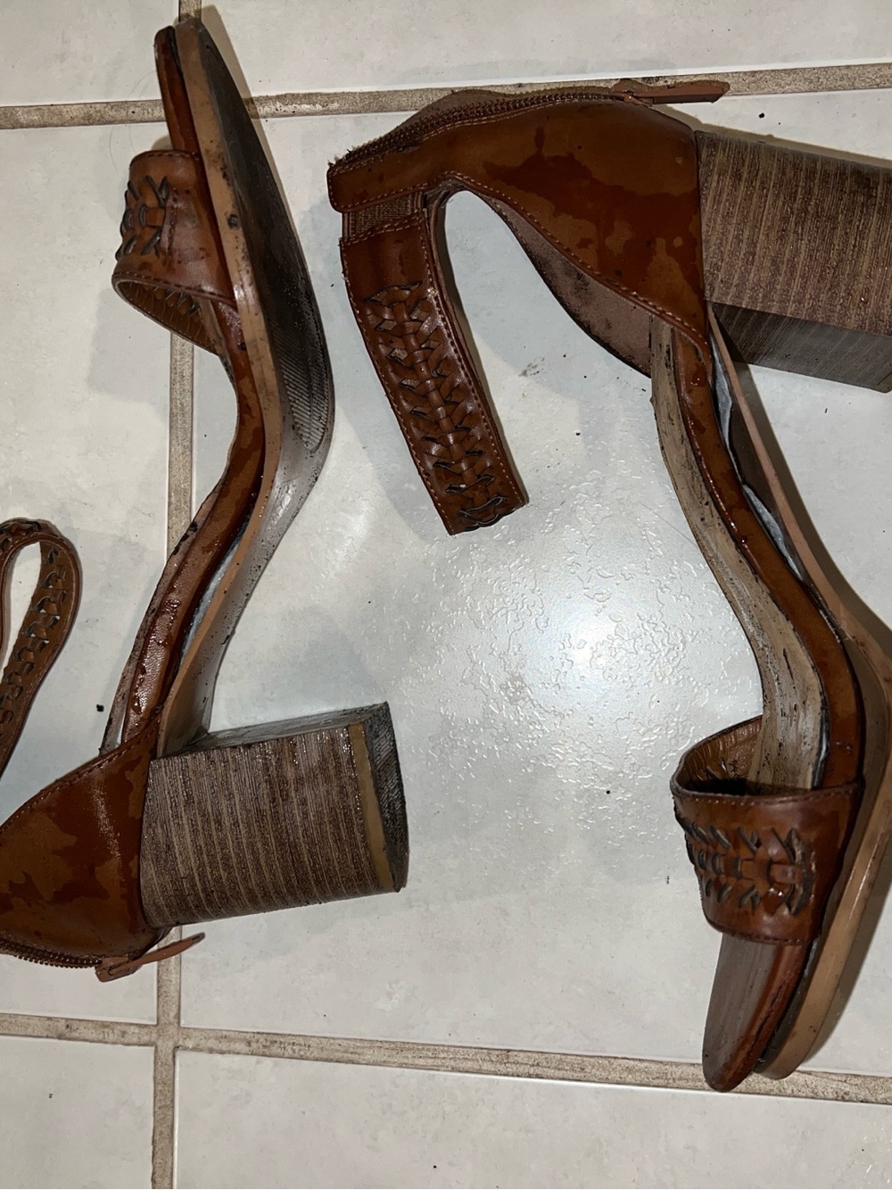Ladies brown heels